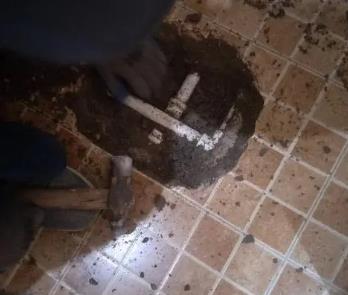 宁海卫生间漏水维修公司为您分享下卫生间渗水如何处理及注意事项