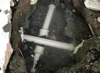 宁海阳台漏水维修公司为您分享楼上楼下漏水怎么处理